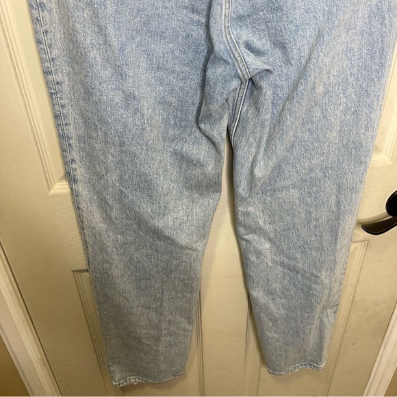 Abercrombie & Fitch The 90’s Straight Light Wash Ultra High Rise Sz 12/31R - Picture 8 of 8